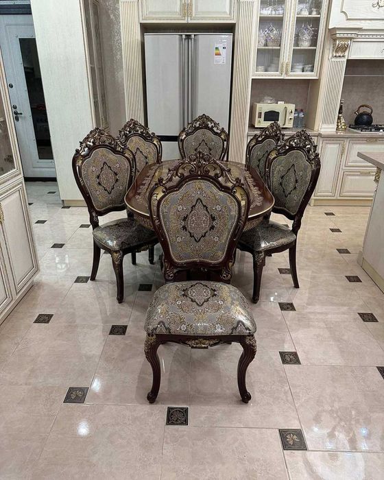 Продам стол 6 стульев