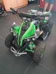 Moto 4 125cc e equipamento