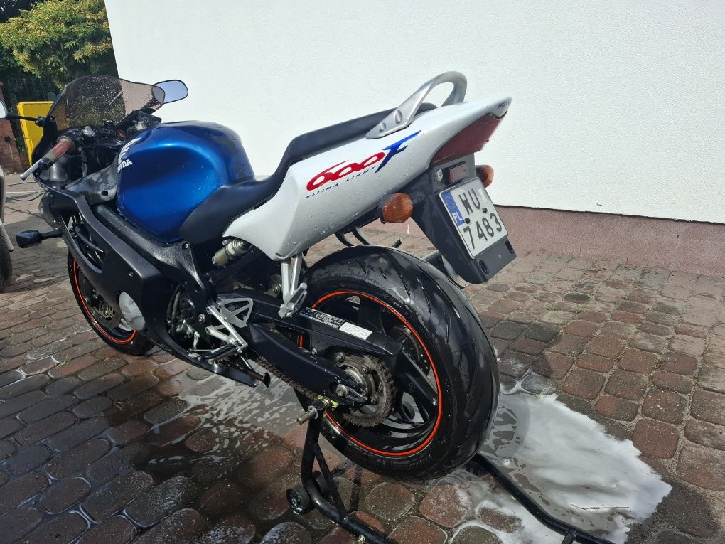 Honda cbr 600 f4