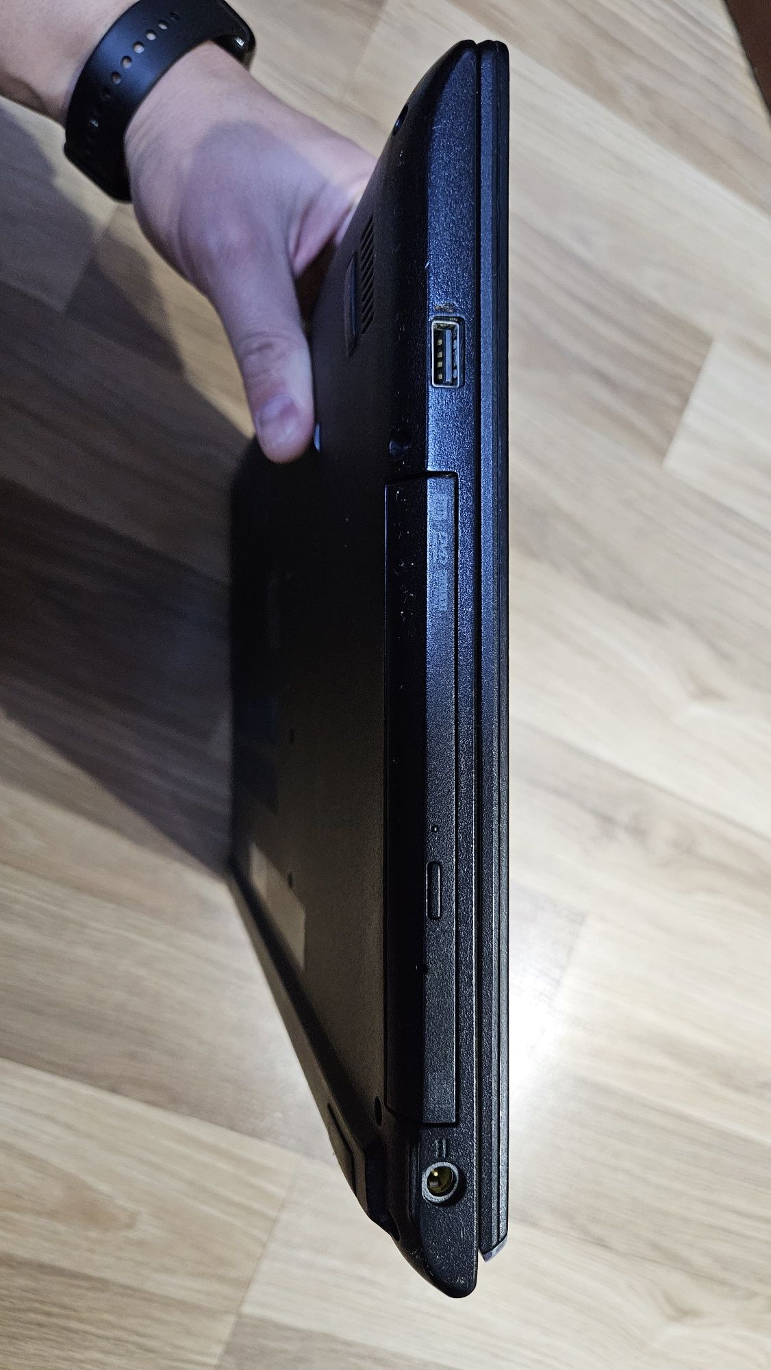 Ігровий ноутбук Acer V3-575G-57CN / I5-6200U / Nvidia 940M / 8Gb