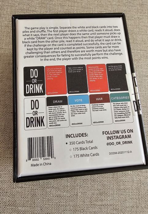 Jogo de Cartas "Do or Drink - "Win or Blackout"