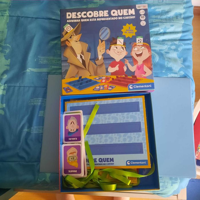 Jogo "Descobre Quem" (Clementoni)