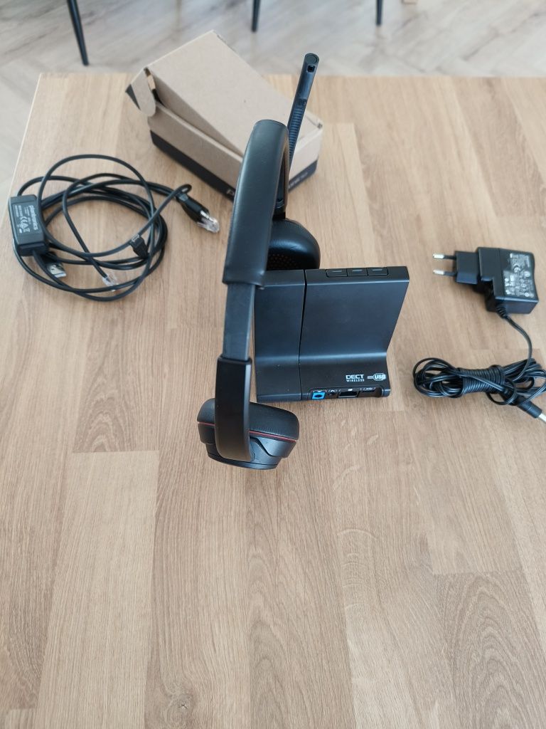 Zestaw słuchawkowy  plantronics Savi 8200