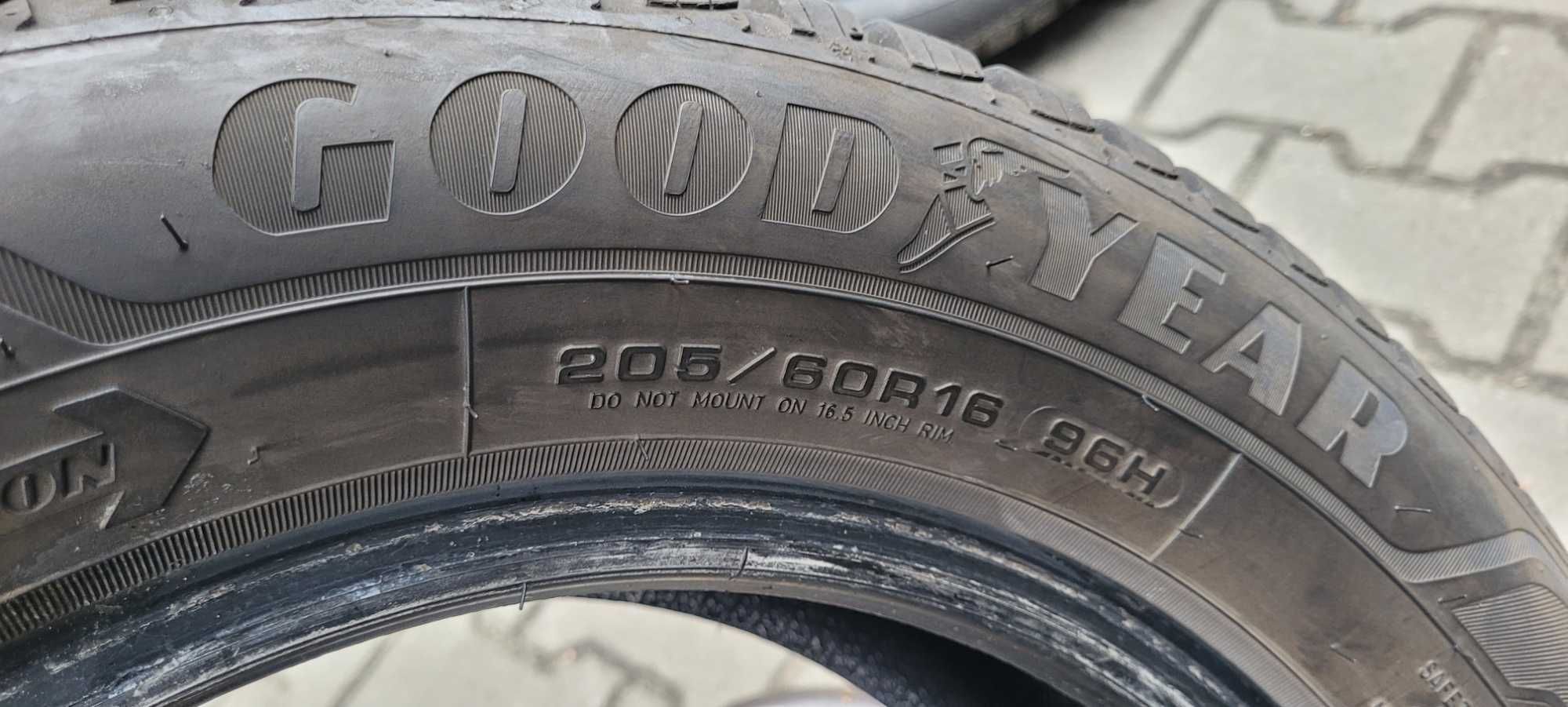 4X OPONY Goodyear ULTRAGRIP 9 205/60R16 92H #3493