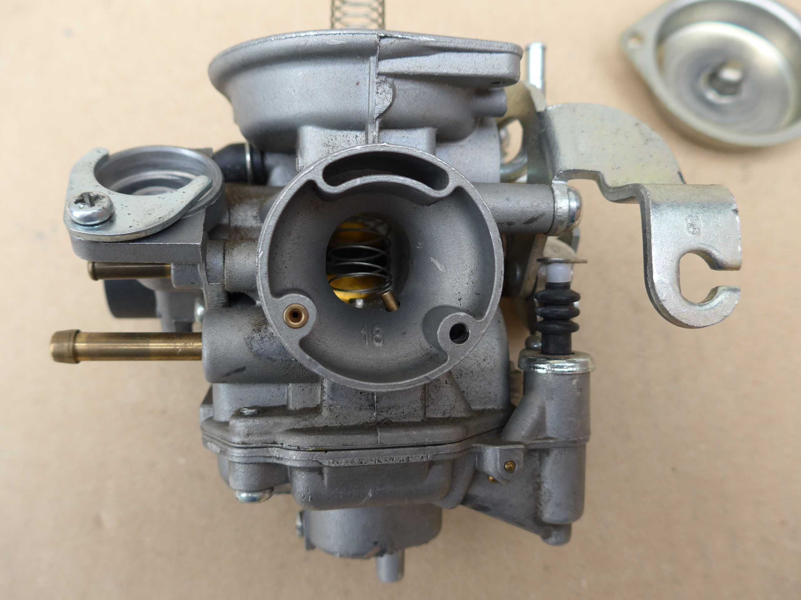Gaźnik Dellorto SVB 18 Euro 4 50ccm SYM Junak Barton Peugeot '18r+
