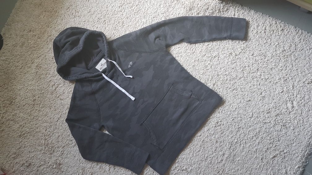 Bluza Hollister z kapturem