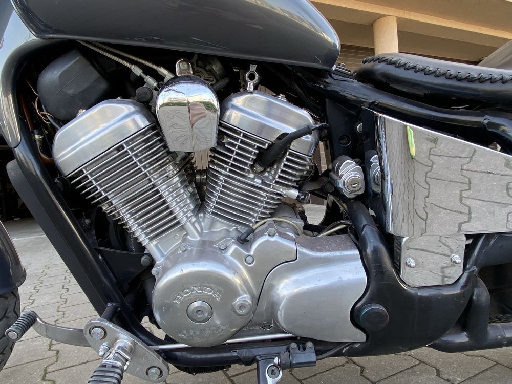 Honda Shadow 600 Custom