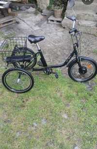 Триколісний електровелосипед