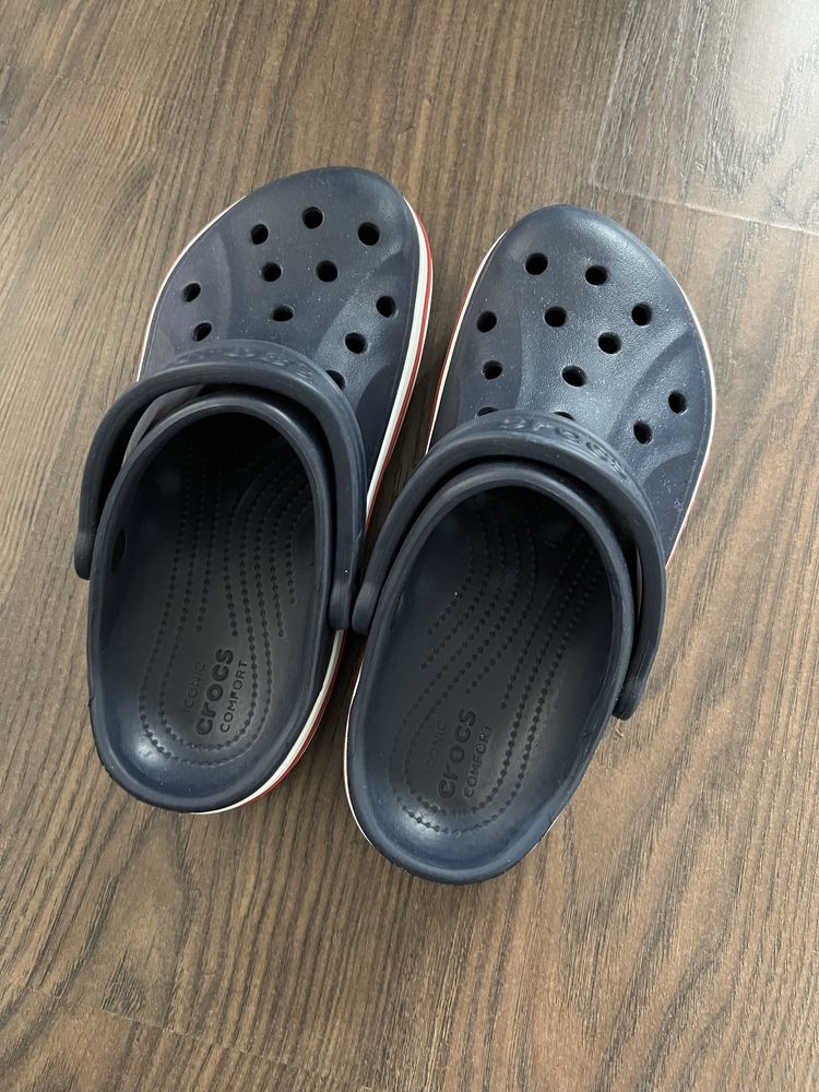 Crocs женские