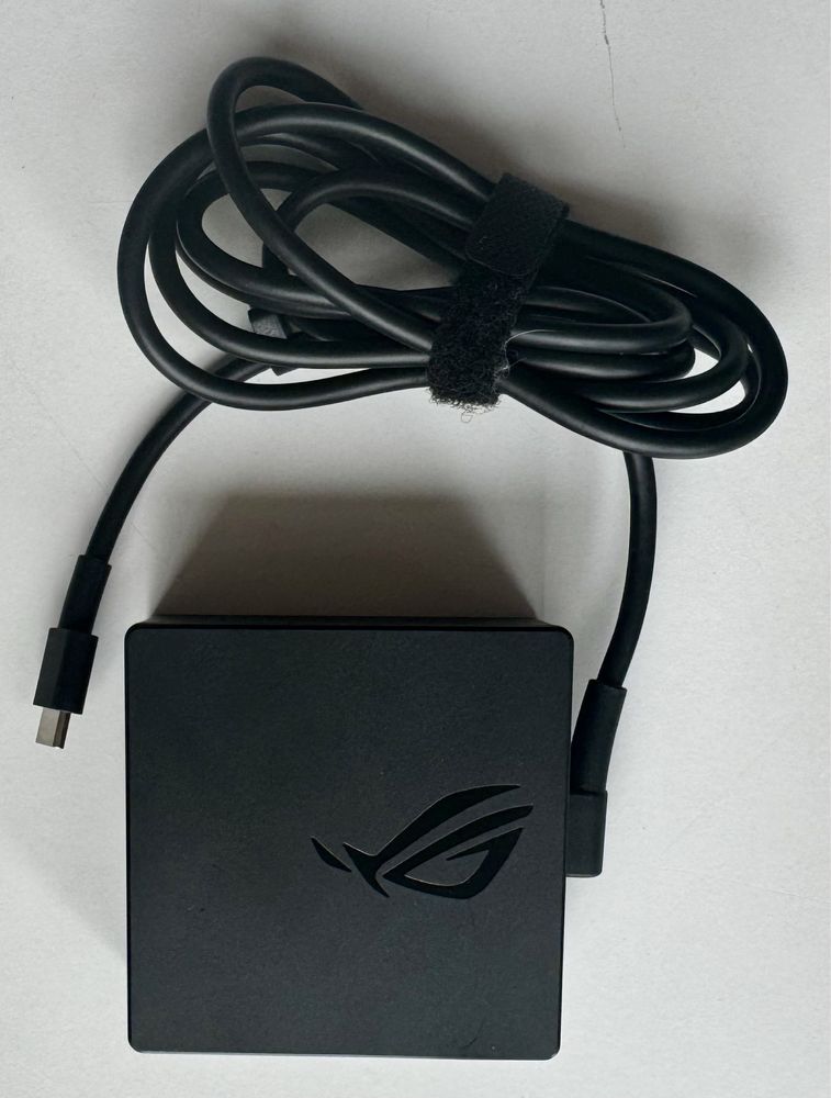 ASUS ROG 100W USB-C Adapter