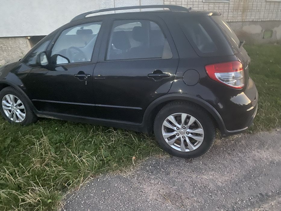 Suzuku sx4 2012 автомат
