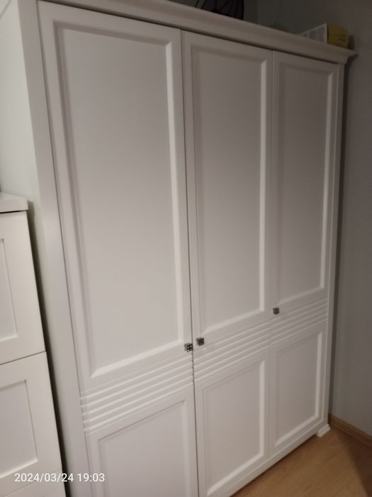Rezerwacja Szafa biała elegancka  z kolekcji Emperio150 cm