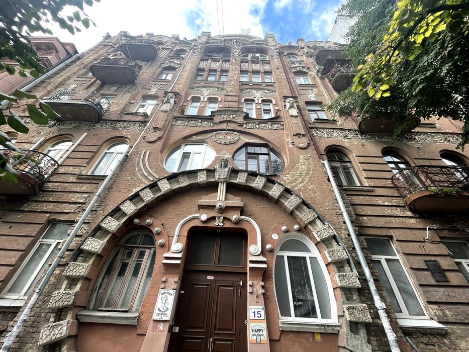 Індивід. Газове опалення, вул.Городецького, 15, 3 кім, 148м2, Без %