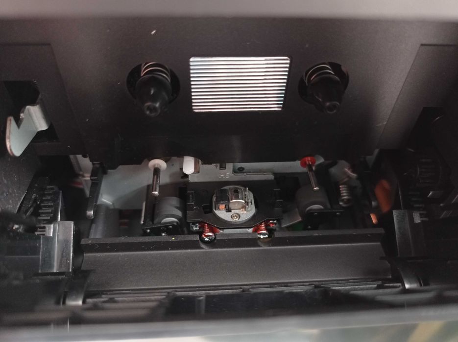 Magnetofon TEAC W-890R