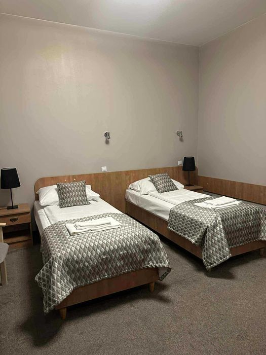 Meble hotelowe wyposażenie pokoi