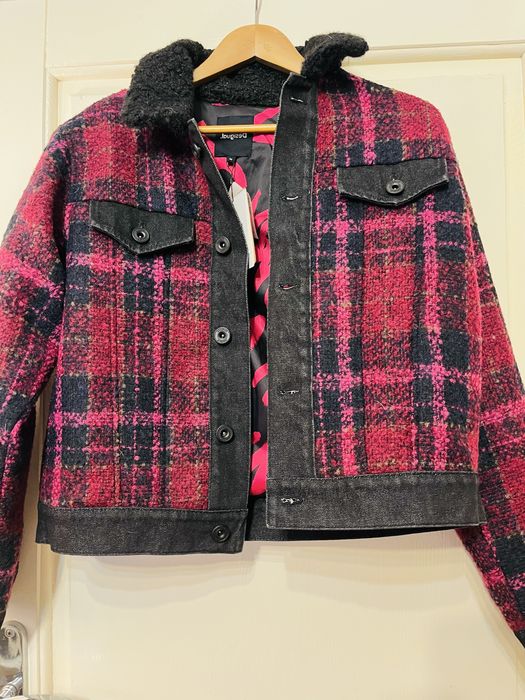 Kurtka Desigual na zimę