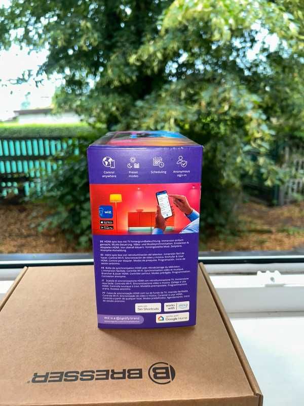 WiZ HDMI Sync Box z taśmą LED do TV, Synchronizuje światło z filmami