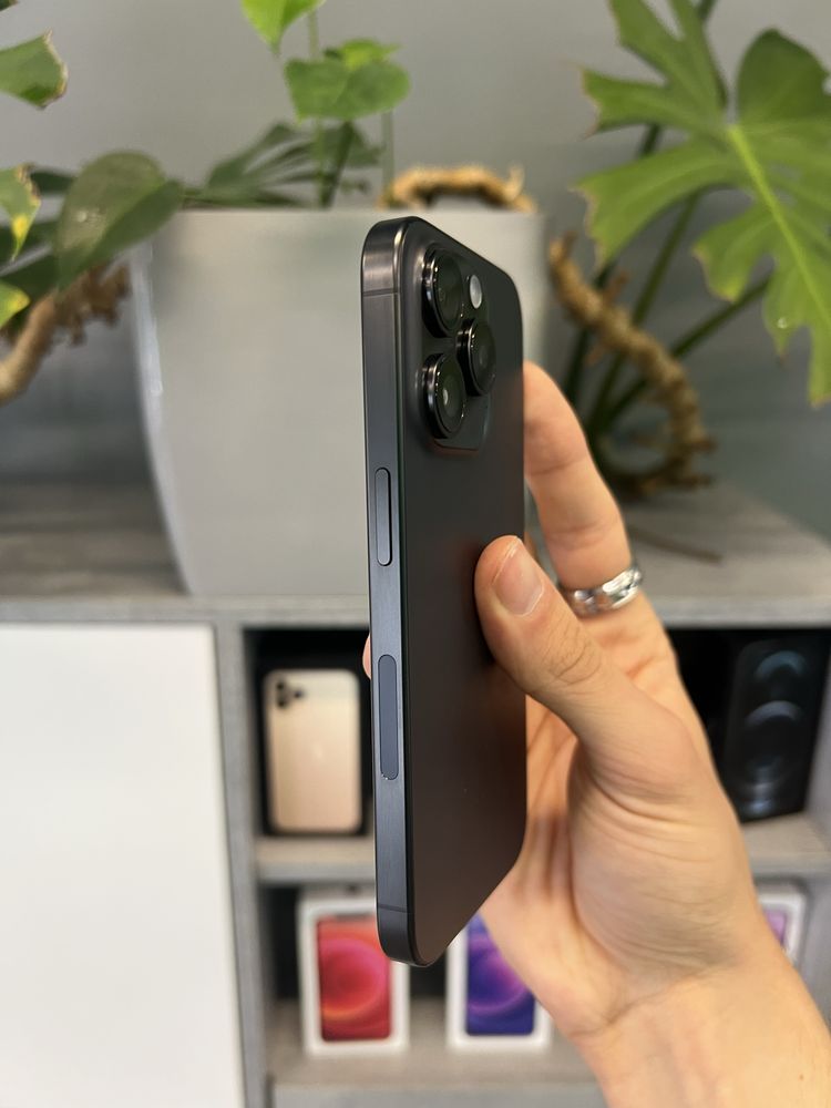 iPhone 15 Pro 128Gb Black Titanium Unlock від Магазину