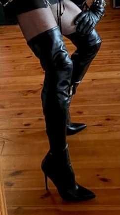 Muszkieterki Asos za kolano, skinny, szpilka