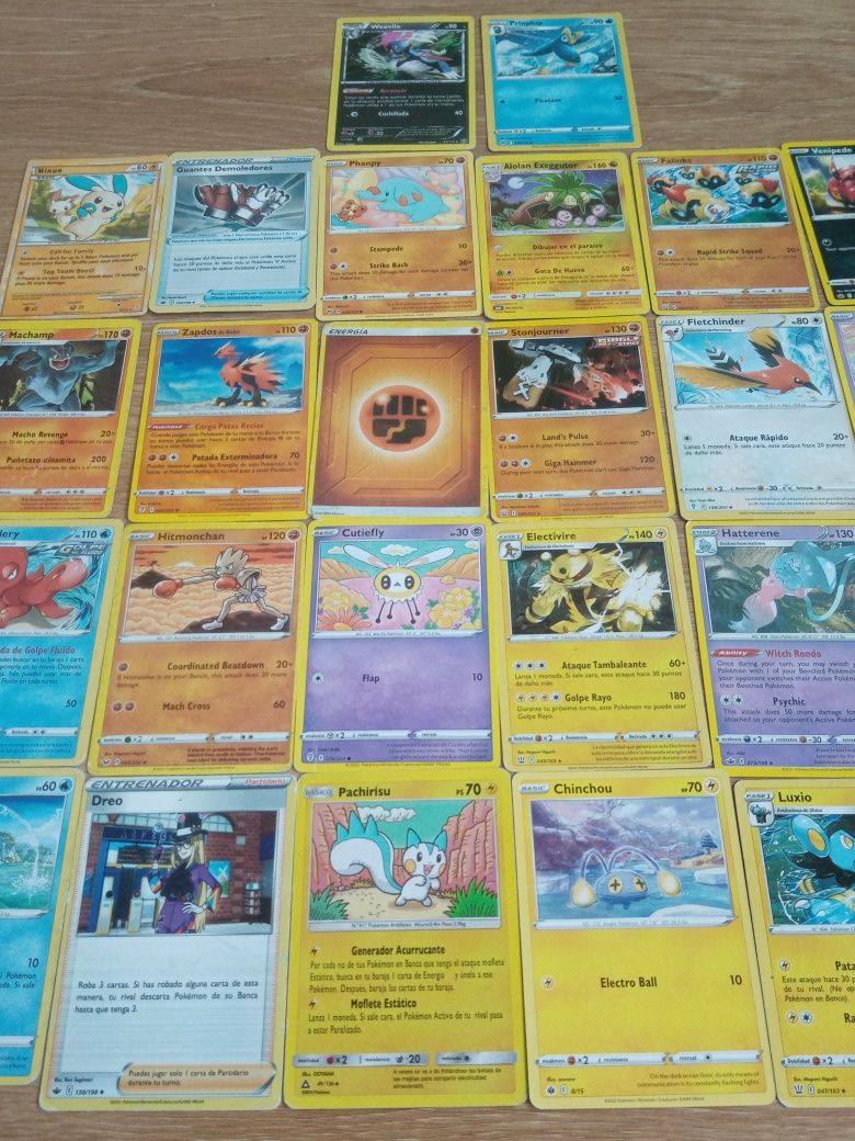 26 cartas Pokémon