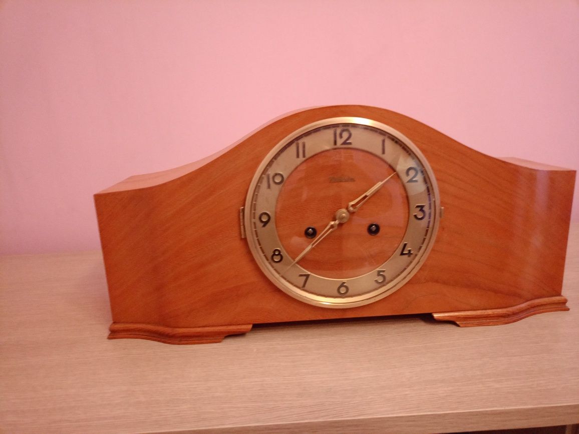 Zegar kominkowy sygnatura Muhlhm firmowy kolor orzech