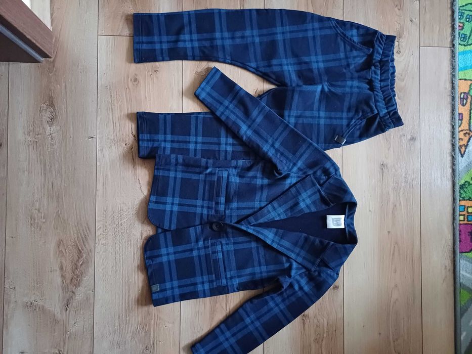 Garnitur chłopięcy 104/110 ubrany DWA RAZY