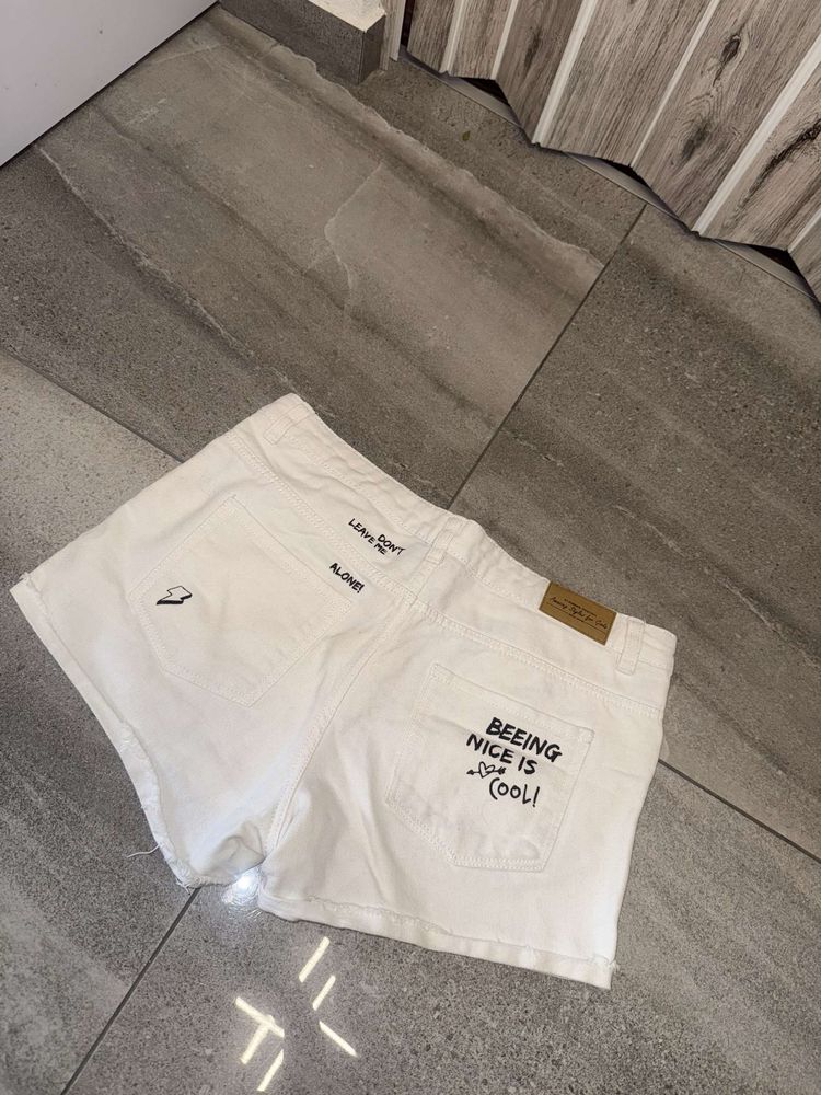 Spodenki jeansowe S