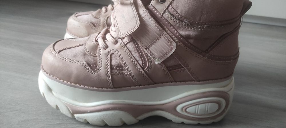 Super buty na platformie r.37-37.5.5