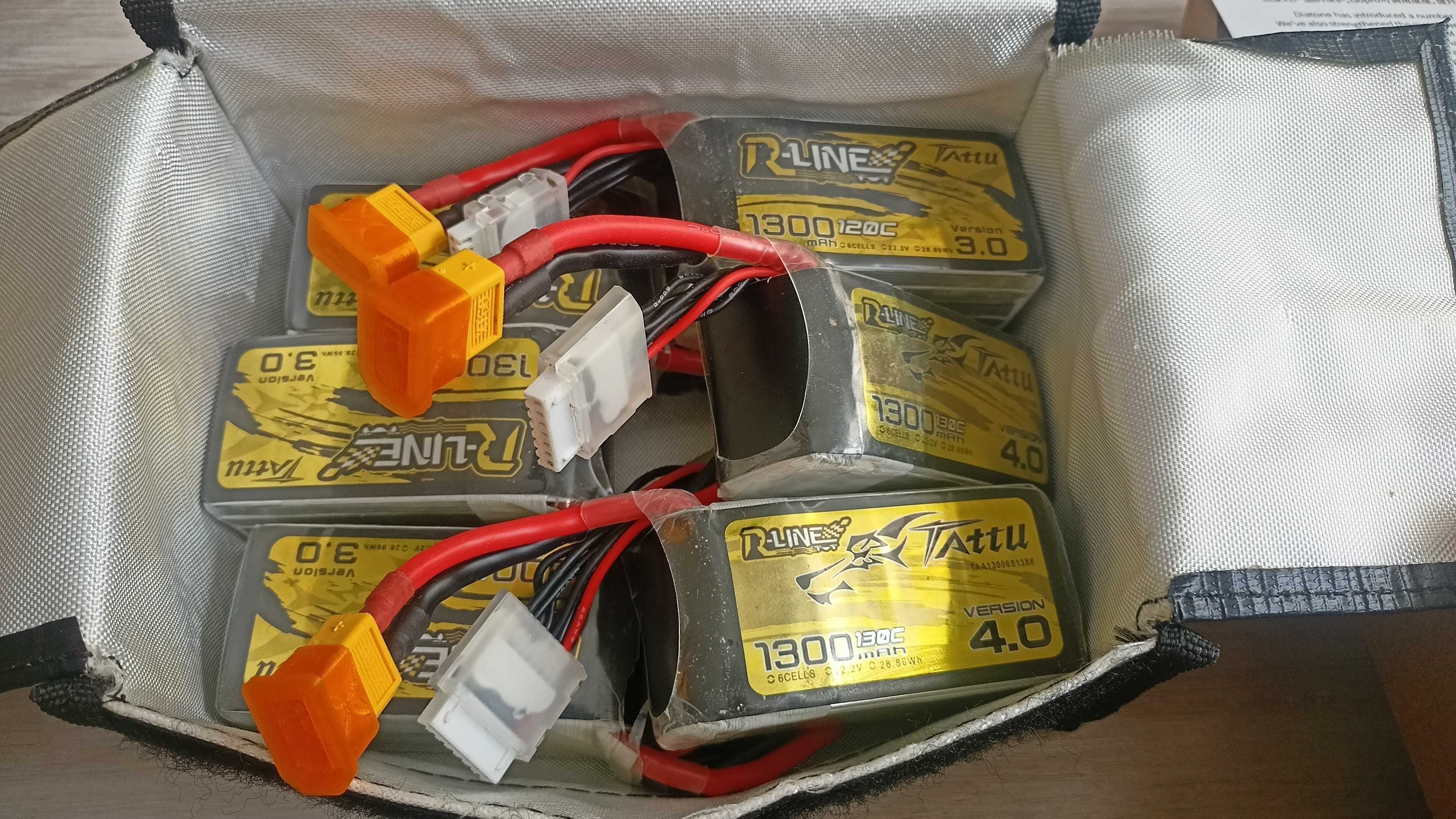 6x Baterie LiPo Tattu R-Line 1300mAh 6S Vifly StoreSafe LipoBagMiernik