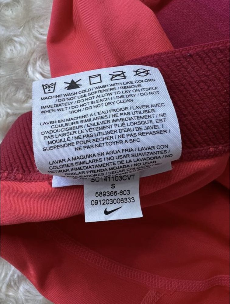 Спортивні велосипедки Nike Pro