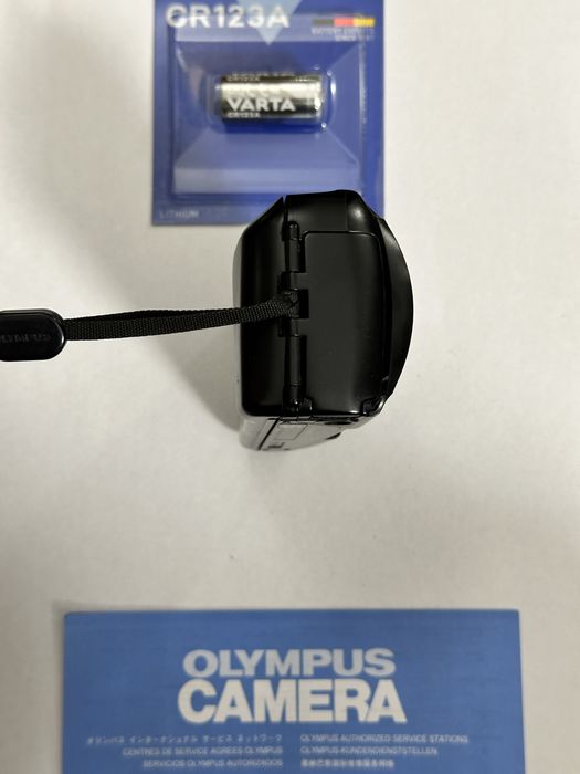 Olympus Mju - ll  Olympus Mju -2