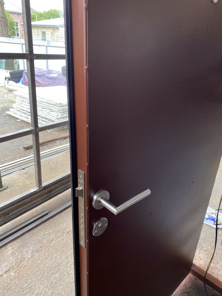 Металлические двери | Дверь металлическая | Двери из металла