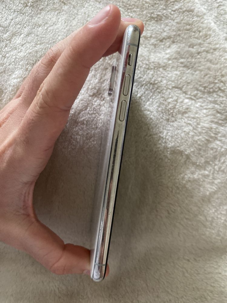 Iphone X uszkodzony