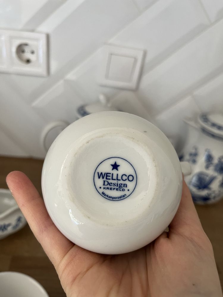 Порцеляна.Синя Цибуля від Wellco.Чайник.Молочник