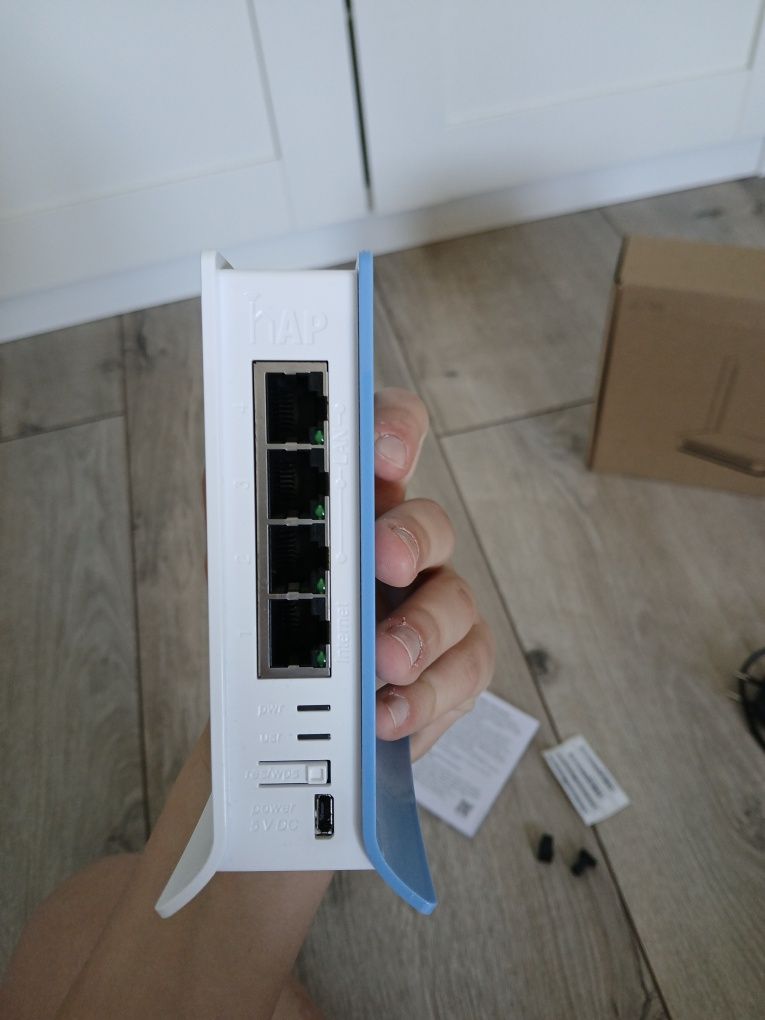 Ruter Huawei jak nowy