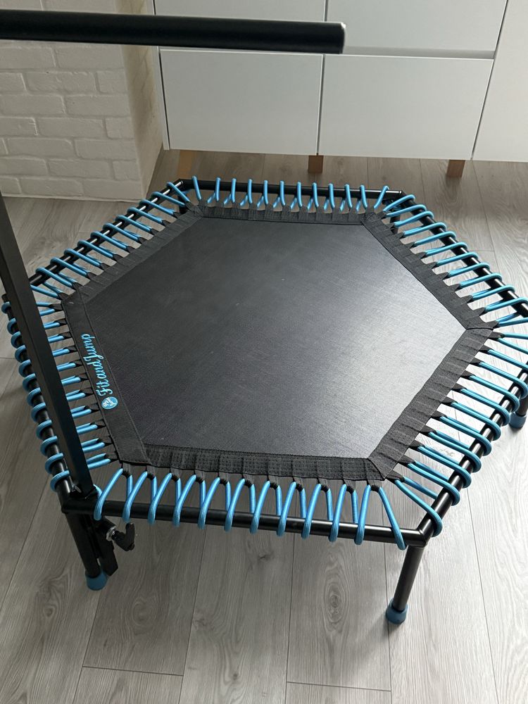 trampolina fit and jump