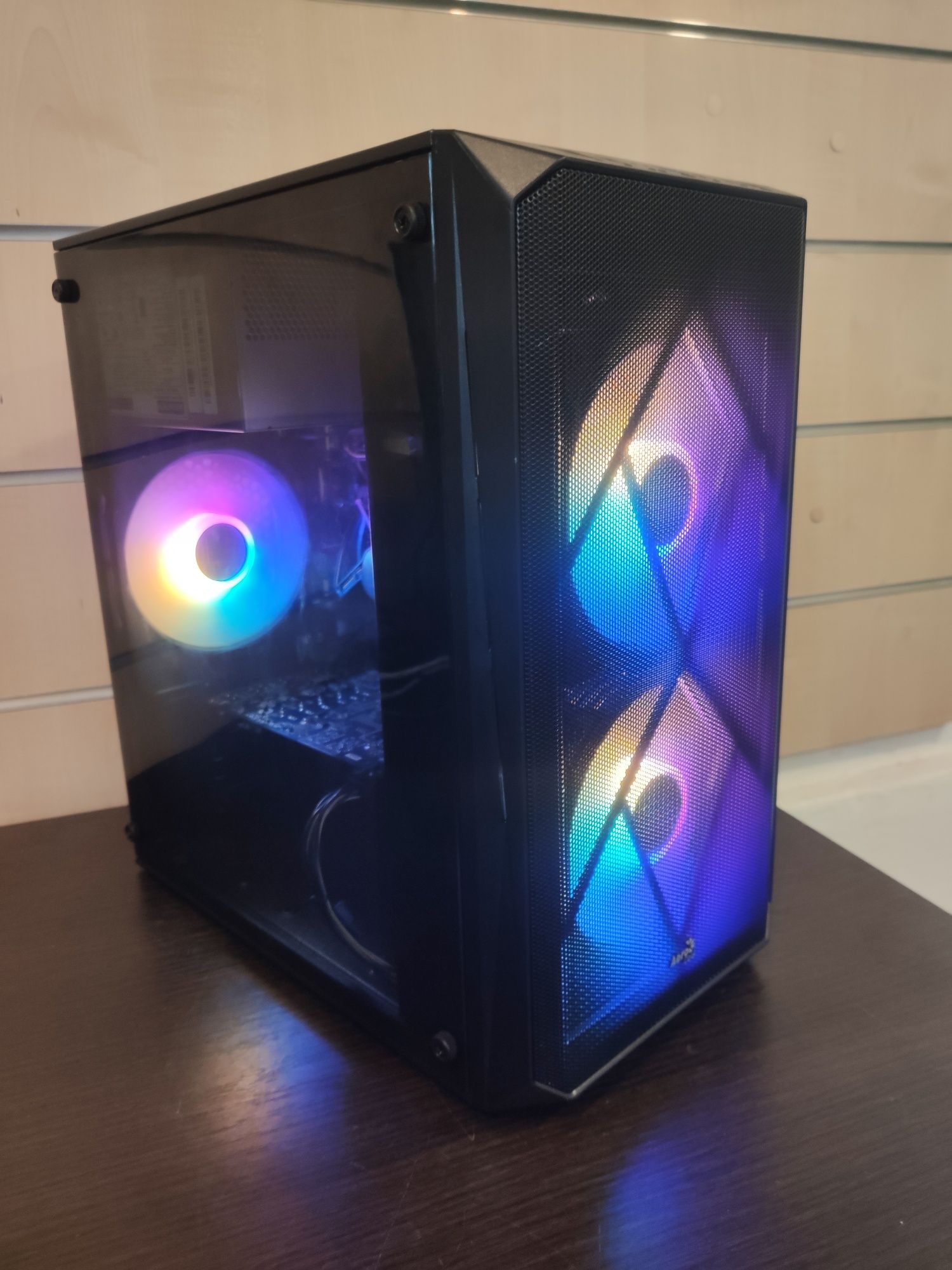 i5-12600K, LED Komputer do gier,16 GB DDR5,RTX 4060,1 TB SSD,Win 11Pro