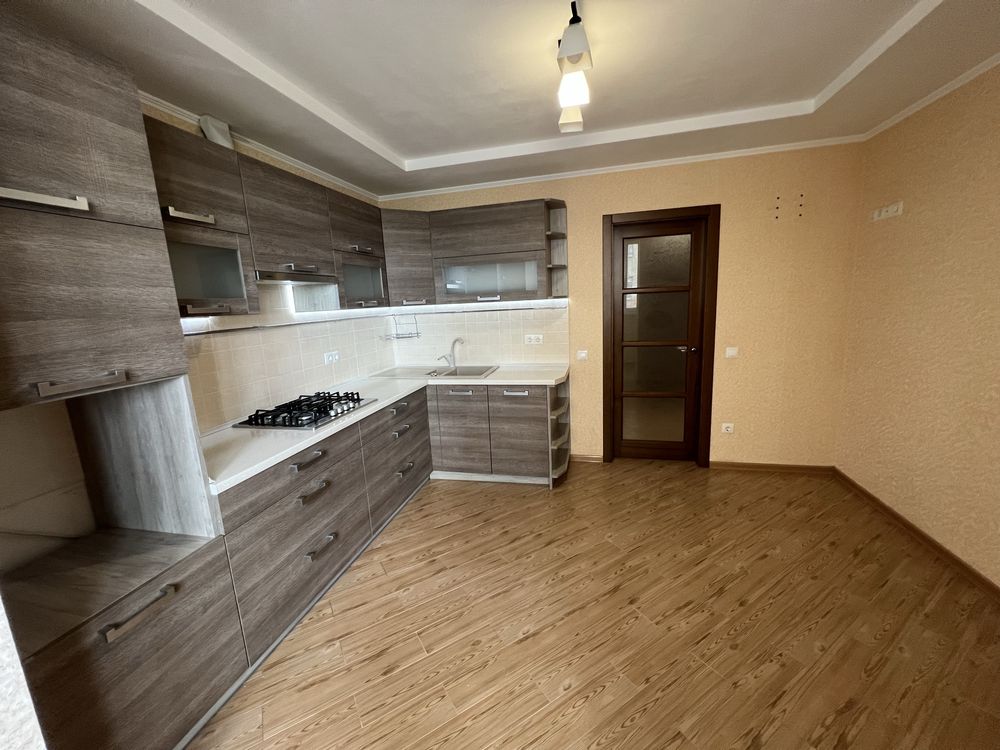 3к квартира новобуд бл. Старе місто