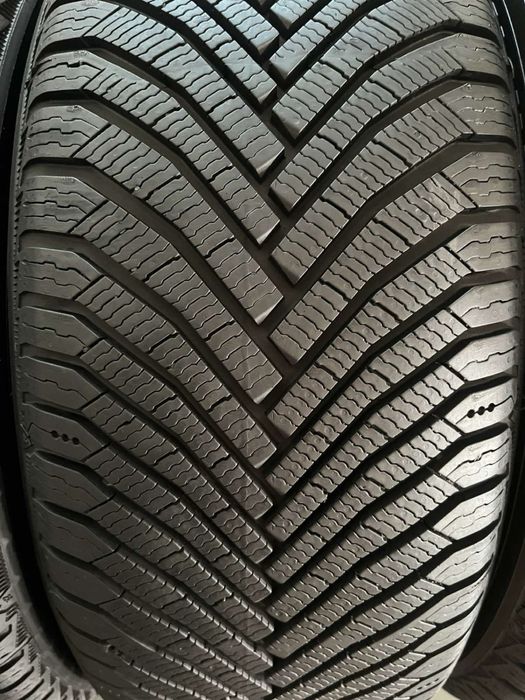 215/55/17 R17 Michelin Alpin 7 4шт зима
