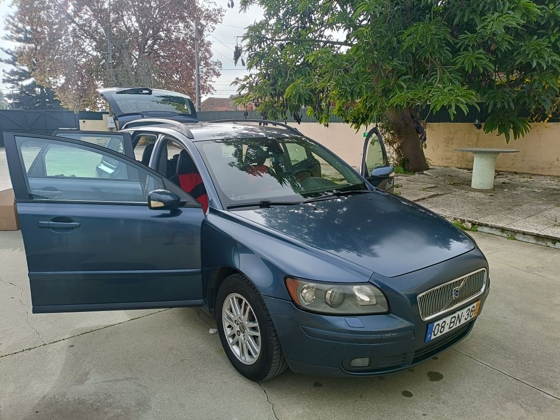Volvo v 50 2006...