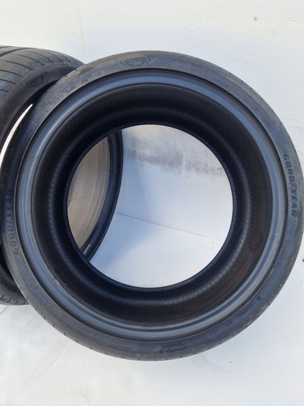Opony Goodyear Eagle F1 Asymmetric 5/305/30r21/104y