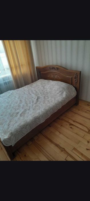 Меблі та інші вироби з дерева