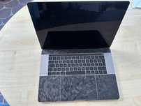 MacBook Pro 15, Touchbar, 16GB, dysk 500GB