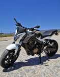 Honda CB 650F 2018, como nova!