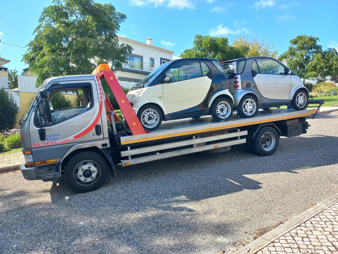 Reboque serviço pronto-socorro transportes