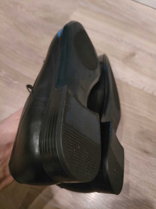 Buty Giacomo Conti nr.41 skóra naturalna