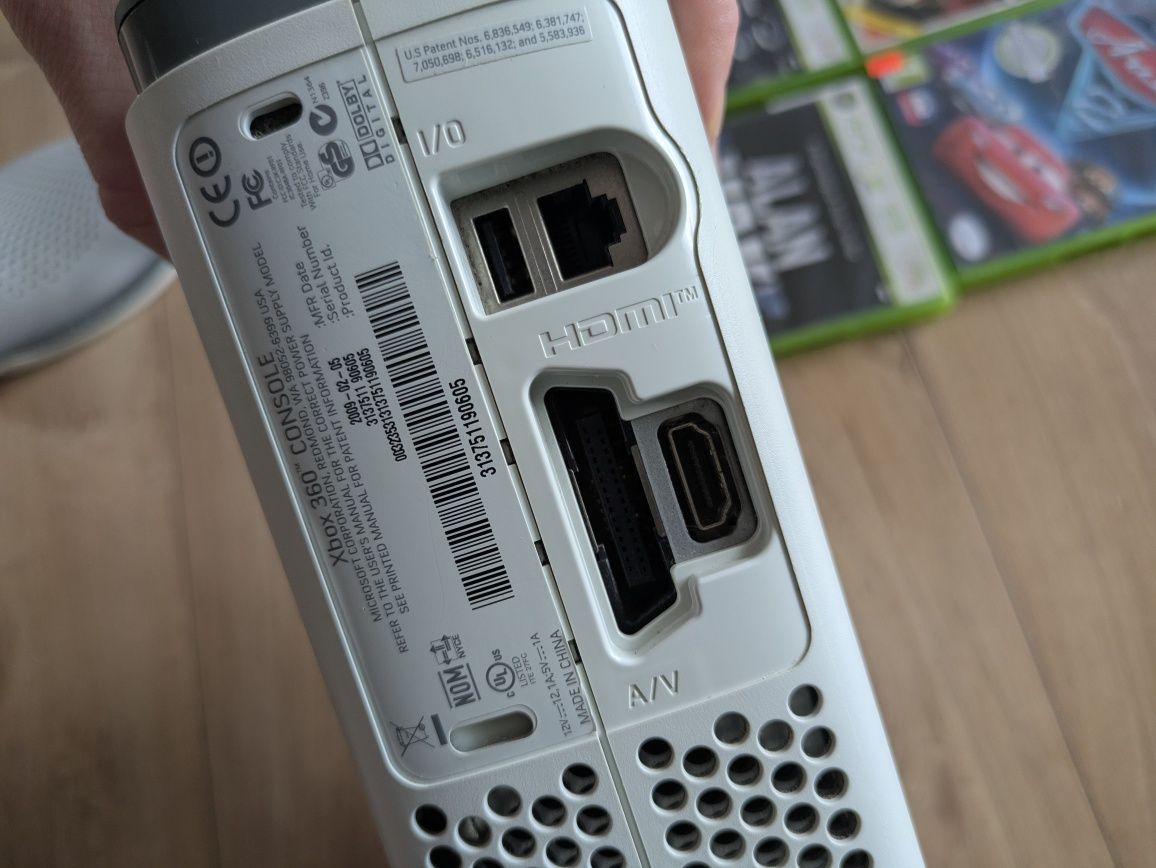 Xbox 360 + pad + gry