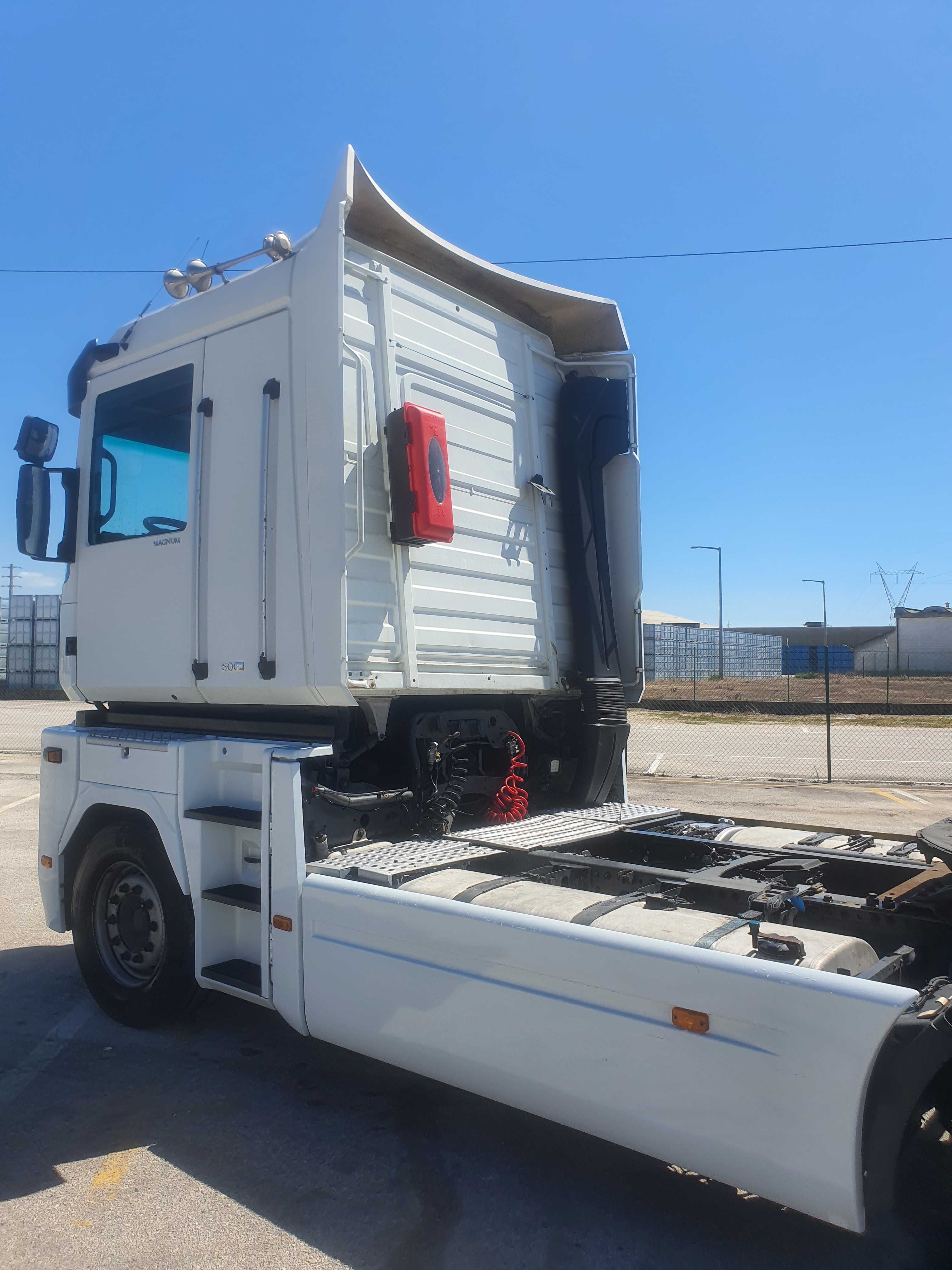 Renault Magnum 500 DXI (Motor VOLVO)