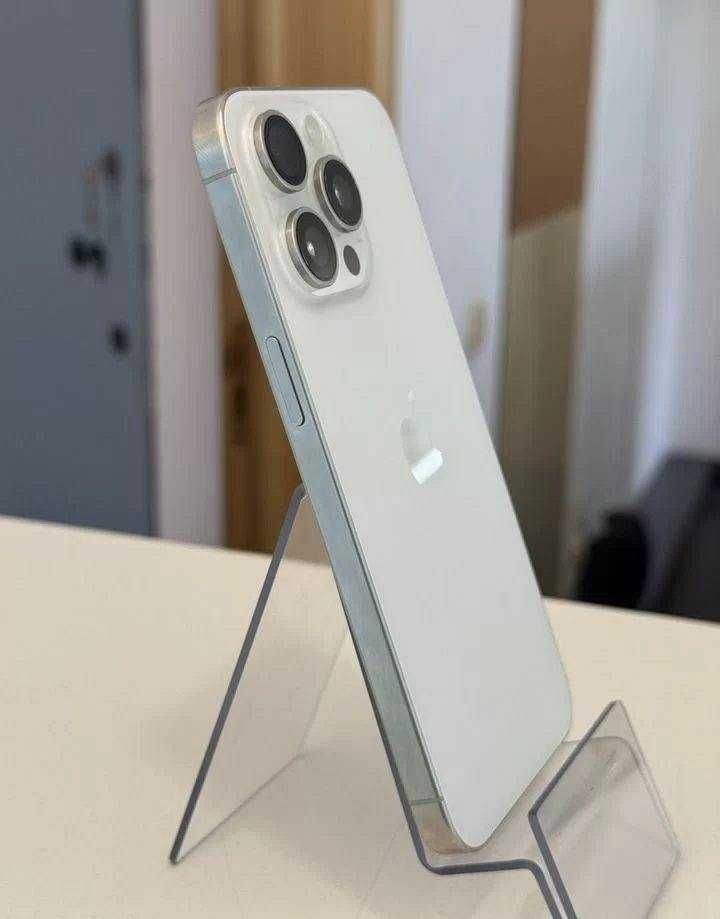 iPhone 15 Pro Max, 256 ГБ