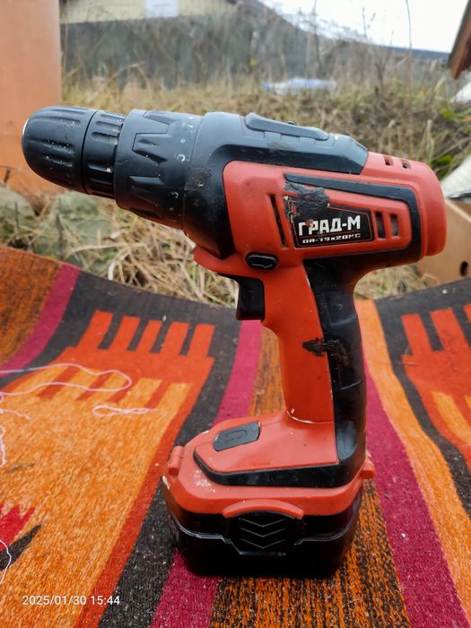 Шуруповерт Град-м